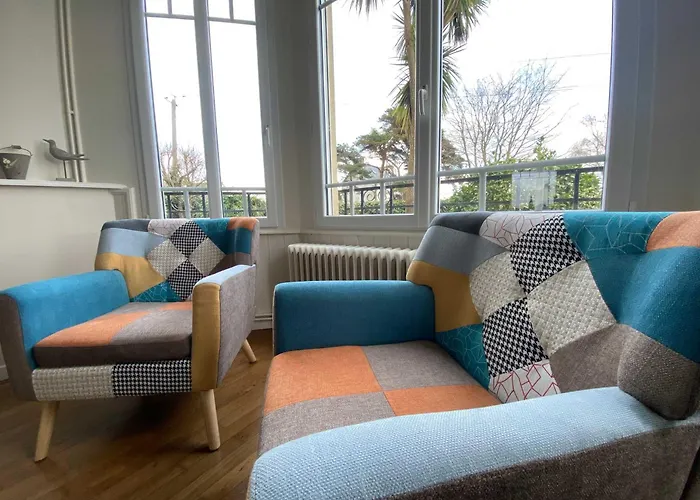 Carantec Family Home With Garden 6 Persons